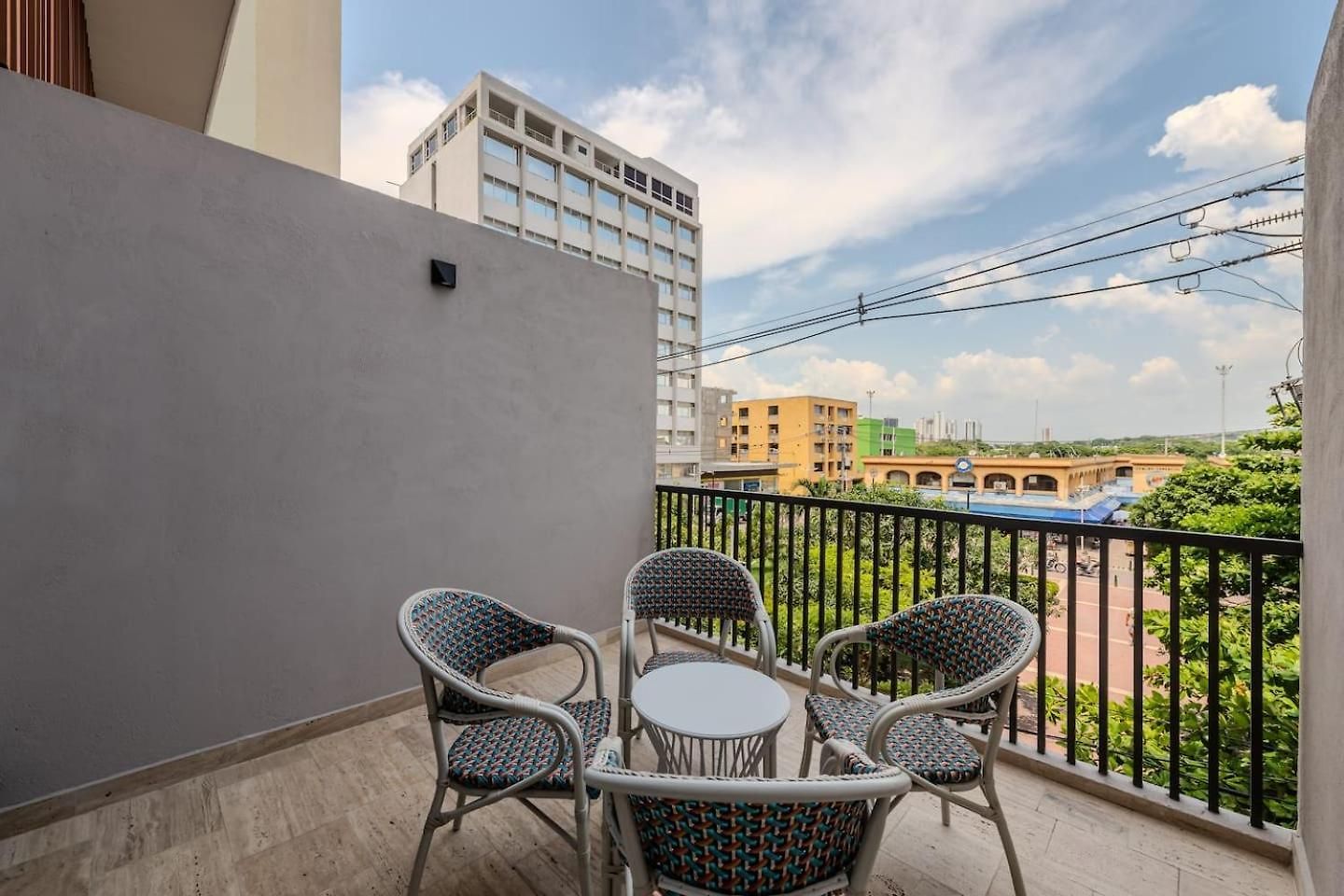 Cozy Loft - Walk To Old & Getsemani *