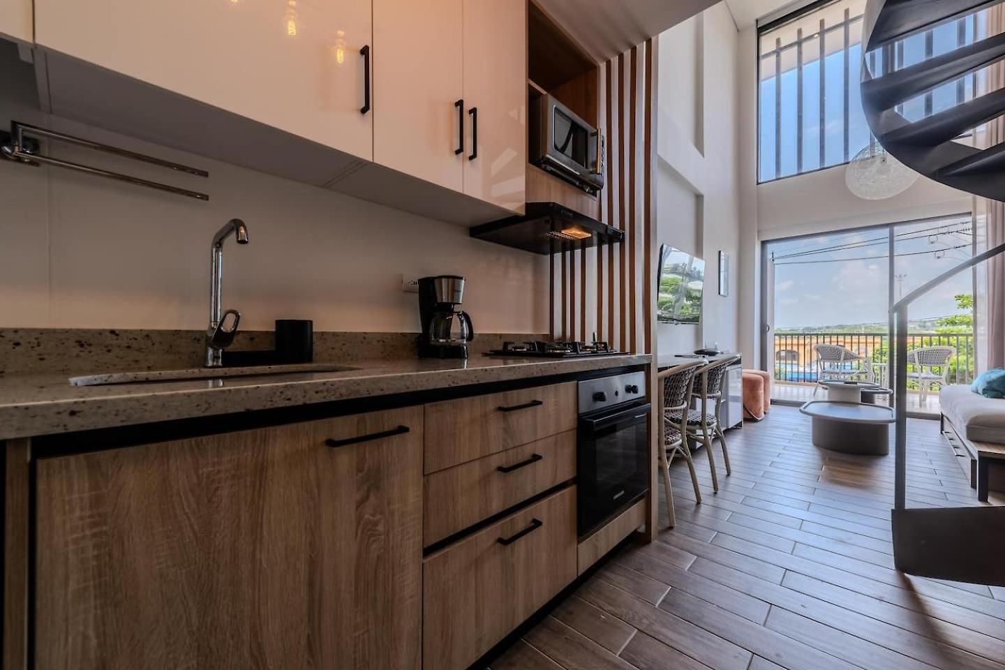 Cozy Loft - Walk To Old & Getsemani *