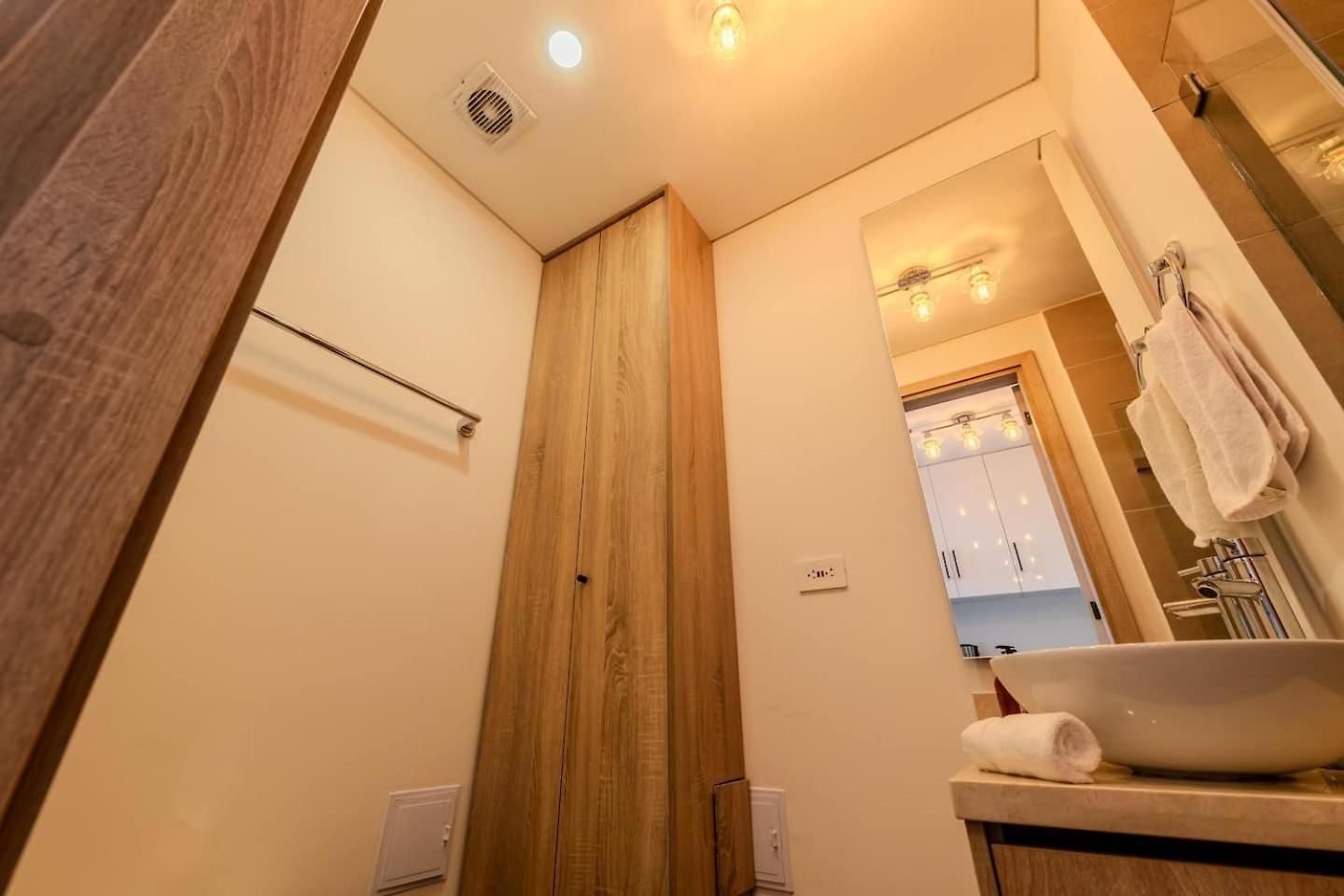 Cozy Loft - Walk To Old & Getsemani Apartamento