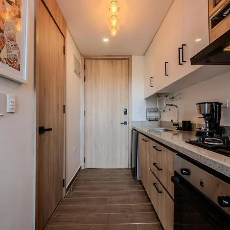 Cozy Loft - Walk To Old & Getsemani